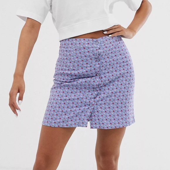 Daisy Street Purple button through mini skirt in vintage ditsy floral - Picture 1 of 10
